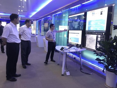 國務院新聞發言人郭衛民調研朗瑪信息 推動大數據醫療與互聯網信息服務融合發展